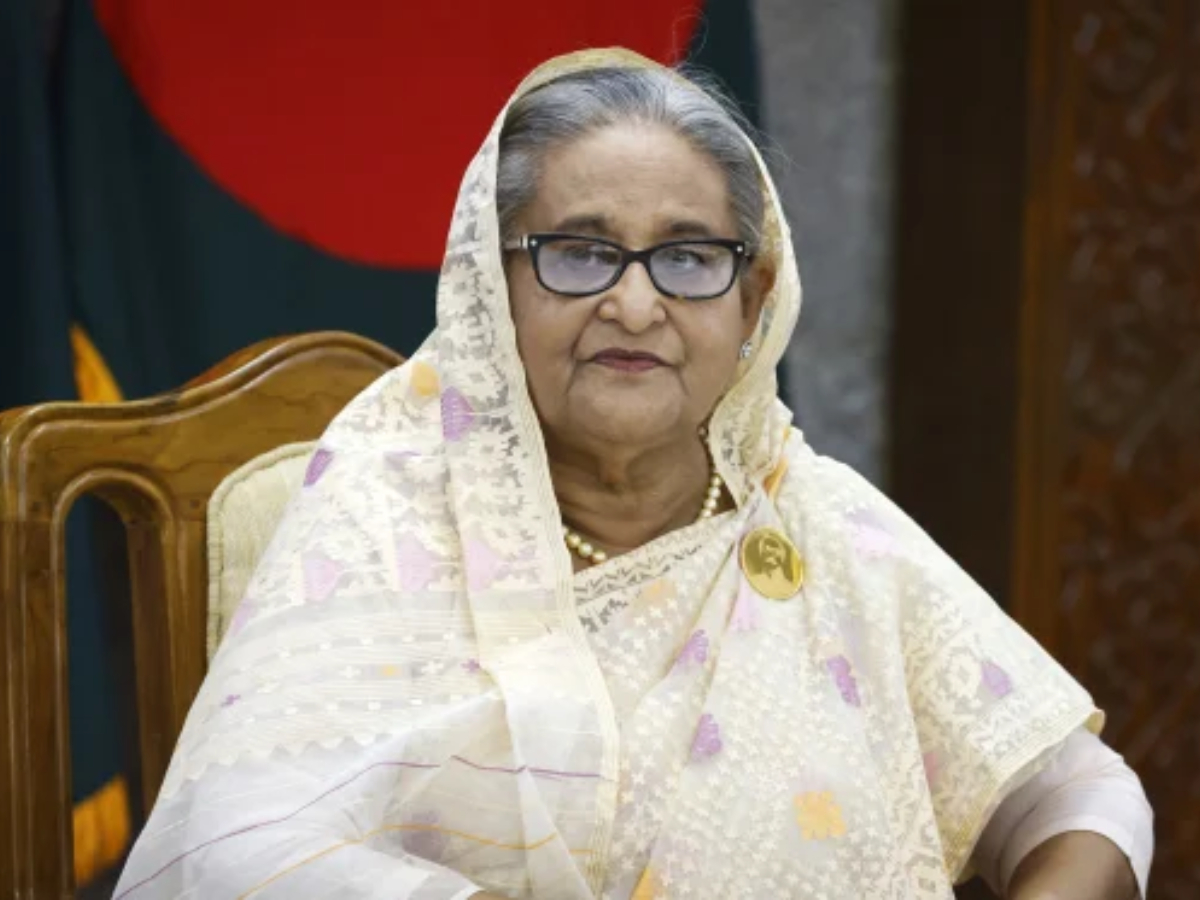 शेख हसीना और उनके परिवार पर फिर गिरी गाज! बांग्लादेश EC ने NID कॉर्ड किया ब्लॉक शेख हसीना और उनके परिवार पर फिर गिरी गाज! बांग्लादेश EC ने NID कॉर्ड किया ब्लॉक