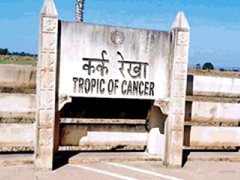 tropic of cancer passes through how many districts of mp know India map ...
