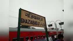 गाजियाबाद में रुकेंगी 22 पूजा स्पेशल ट्रेन, गोरखपुर तक के यात्रियों को बड़ी राहत