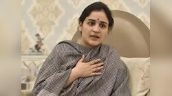 अपर्णा यादव ने मां अंबी बिष्ट पर हुई FIR पर साधी चुप्‍पी, राहुल गांधी पर जमकर बरसीं
