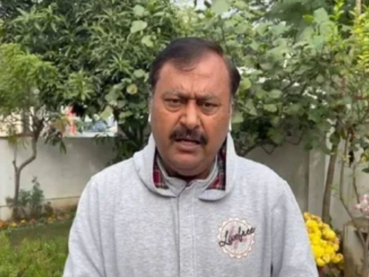 Bihar Politics: लालू प्रसाद यादव के पारिवारिक मामले को तूल न दे भाजपा: सुरेंद्र राजपूत Bihar Politics: लालू प्रसाद यादव के पारिवारिक मामले को तूल न दे भाजपा: सुरेंद्र राजपूत