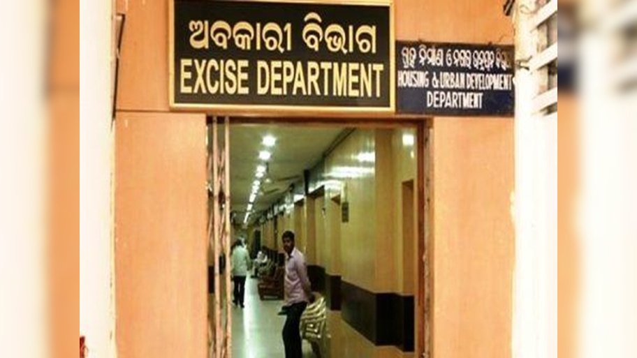 Odisha Liquor Policy: ମନ୍ଦିର ଓ ସ୍କୁଲ ପାଖରେ ୩୭୪ ମଦ ଦୋକାନ, ତଥାପି ଖୋଲିବ ଆହୁରି ୭୦ 