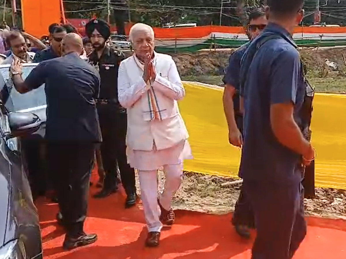 'राम के आदर्श अपनाकर करें राष्ट्र निर्माण में योगदान', बक्सर में राज्यपाल आरिफ मोहम्मद खान का युवाओं से अपील 'राम के आदर्श अपनाकर करें राष्ट्र निर्माण में योगदान', बक्सर में राज्यपाल आरिफ मोहम्मद खान का युवाओं से अपील