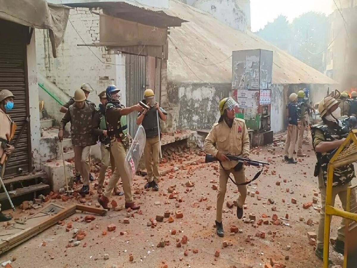 मुसलमानों के खिलाफ एक और प्रोपेगेंडा फिल्म; 'उदयपुर फाइल्स' के बाद 'संभल फाइल्स' बनाने का ऐलान मुसलमानों के खिलाफ एक और प्रोपेगेंडा फिल्म; 'उदयपुर फाइल्स' के बाद 'संभल फाइल्स' बनाने का ऐलान