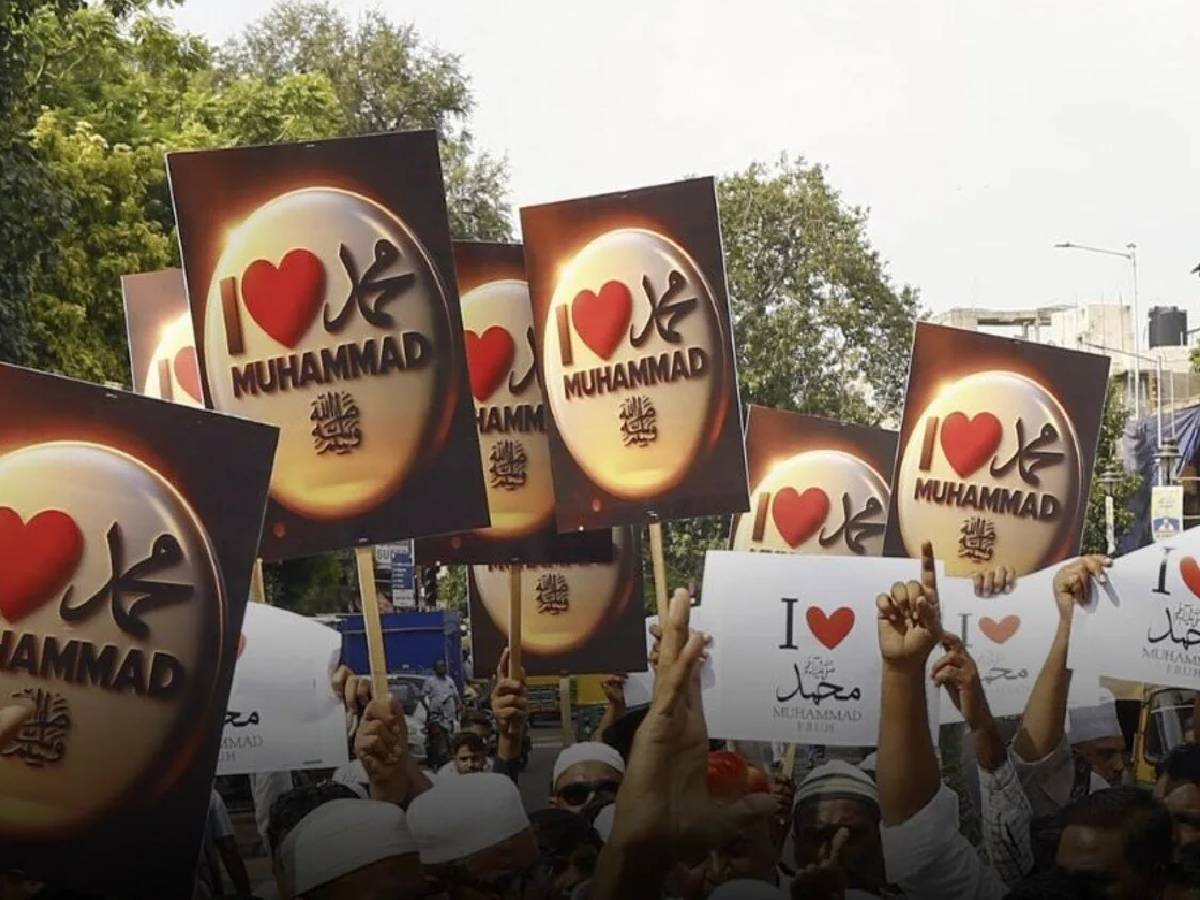 पुलिस हिरासत में मुस्लिम युवक की मौत? ‘I Love Muhammad’ विवाद से उत्तराखंड में भूचाल पुलिस हिरासत में मुस्लिम युवक की मौत? ‘I Love Muhammad’ विवाद से उत्तराखंड में भूचाल