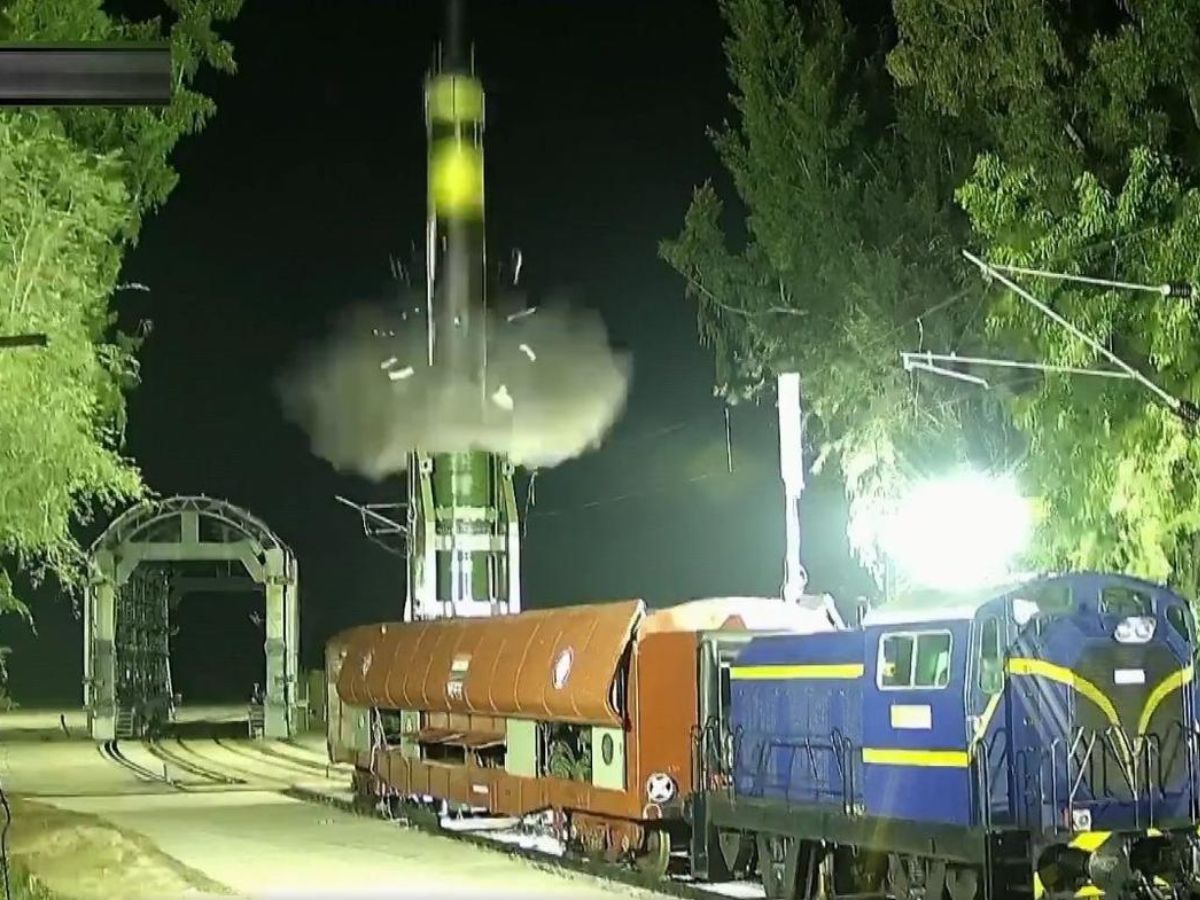 Agni Prime Missile:ଇତିହାସ ରଚିଲା DRDO, ପ୍ରଥମ ଥର ଟ୍ରେନ୍ରୁ ଉତ୍କ୍ଷେପଣ ହେଲା ମିଜାଇଲ୍ ଅଗ୍ନି ପ୍ରାଇମ୍ Agni Prime Missile:ଇତିହାସ ରଚିଲା DRDO, ପ୍ରଥମ ଥର ଟ୍ରେନ୍ରୁ ଉତ୍କ୍ଷେପଣ ହେଲା ମିଜାଇଲ୍ ଅଗ୍ନି ପ୍ରାଇମ୍