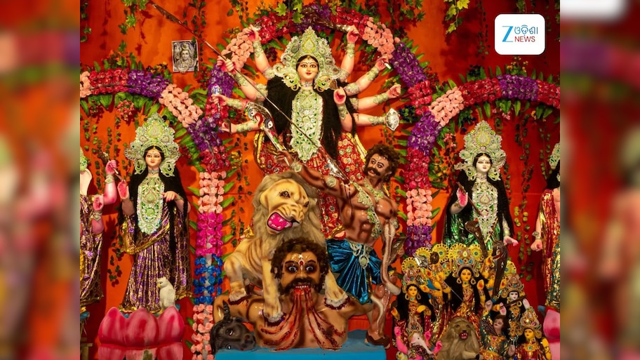 Navratri Puja: ଆଜି ନବରାତ୍ରୀର ପଞ୍ଚମ ଦିନ: ଏପରି କରନ୍ତୁ ସ୍କନ୍ଦମାତାଙ୍କ ପୂଜାର୍ଚ୍ଚନା