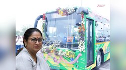 दिल्ली के इस इलाके में सीएम रेखा गुप्ता का बड़ा तोहफा, 300 'देवी' ई-बसें हुई शुरू