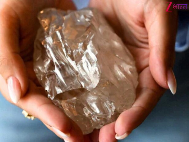 दुनिया का दूसरा सबसे बड़ा हीरा, आधा किलो वजनी 2488 कैरेट का नायाब नगीना; यह शख्स है मालिक