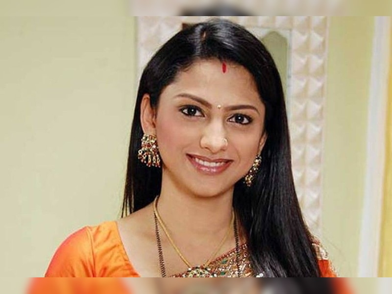 रुचा हसबनी