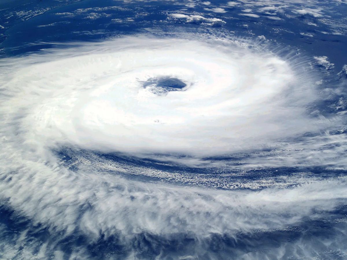 Cyclone Alert: ମାଡି଼ ଆସୁଛି ବାତ୍ୟା!ଜାଣନ୍ତୁ ଓଡ଼ିଶା ଉପରେ କ'ଣ ପଡିବ ପ୍ରଭାବ?