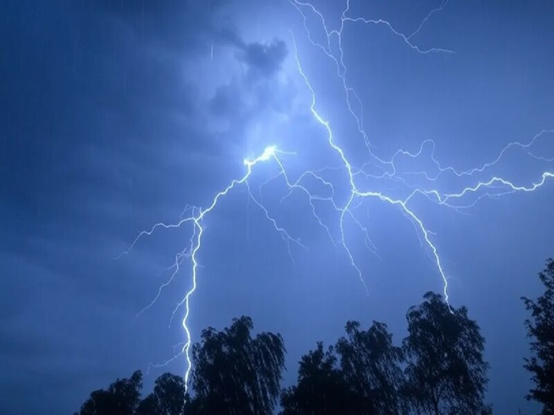 यूपी के इन जिलों में बिजली गिरने का अलर्ट