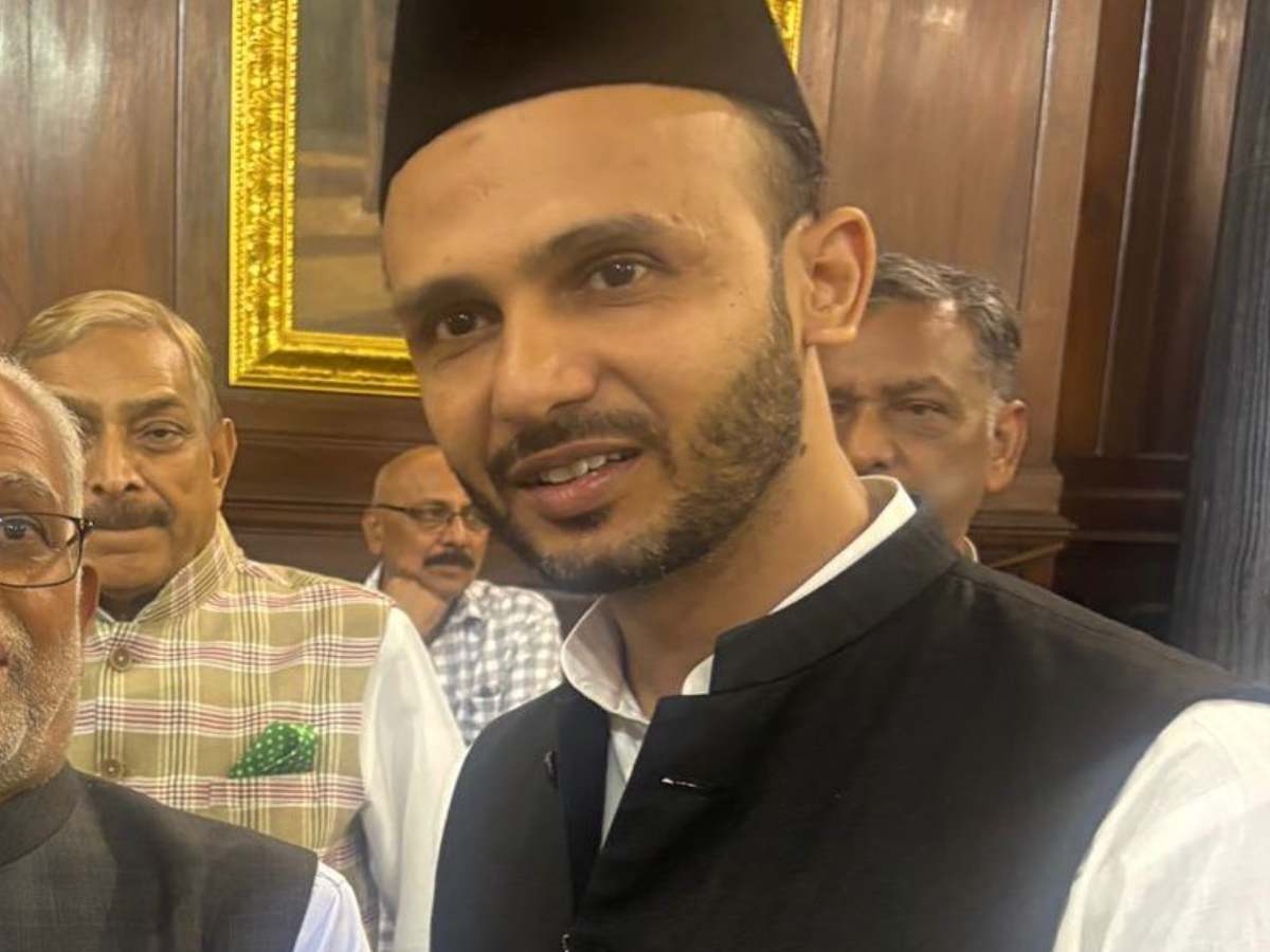 Ziaur Rahman Barq को किया गया हाउस अरेस्ट; बरेली जाने का था प्लान Ziaur Rahman Barq को किया गया हाउस अरेस्ट; बरेली जाने का था प्लान