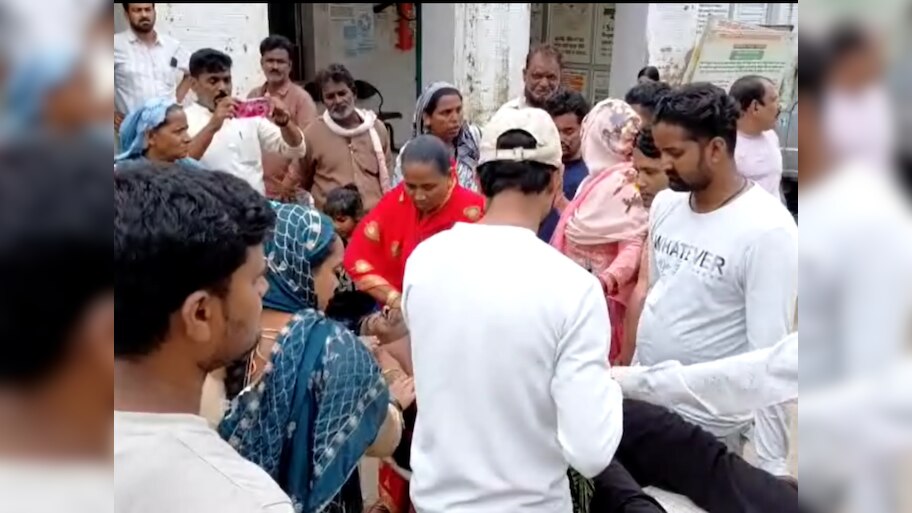 लोहरदगा में रंगदारी न देने पर भड़के दबंग; इम्तियाज-हाशिम पर भुजाली से किया हमला