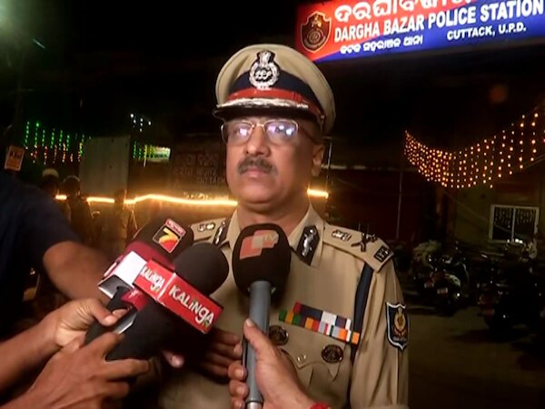 କଟକରେ ସ୍ଥିତି ଅନୁଧ୍ୟାନ କଲେ ଡିଜିପି, ମେୟର କହିଲେ ଗଣ୍ଡଗୋଳ ଦୁର୍ଭାଗ୍ୟଜନକ