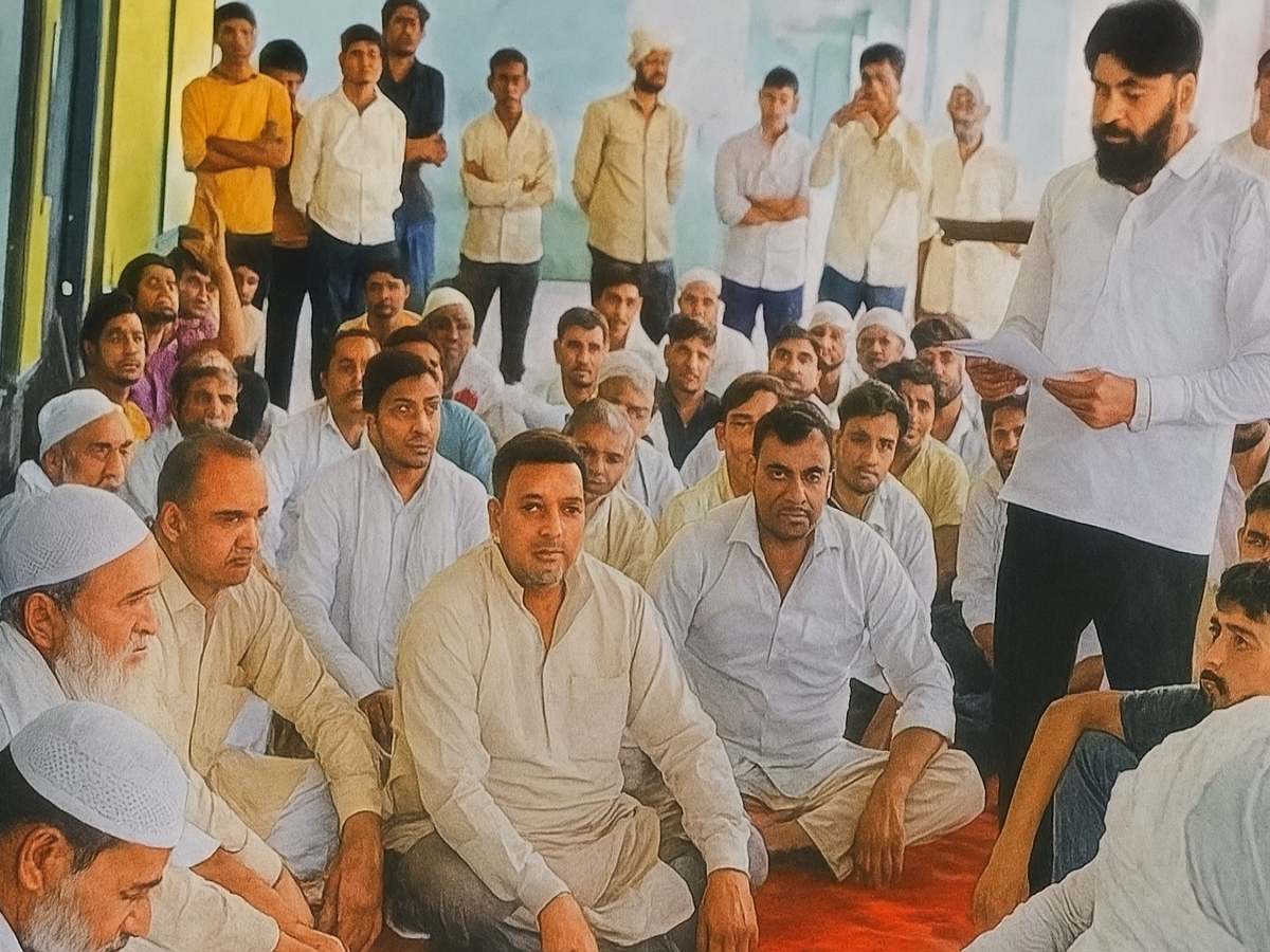 Nuh के इस मुस्लिम बहुल गांव की पंचायत ने लिए 12 ऐसे फैसले, हर कोई कर रहा सलाम Nuh के इस मुस्लिम बहुल गांव की पंचायत ने लिए 12 ऐसे फैसले, हर कोई कर रहा सलाम