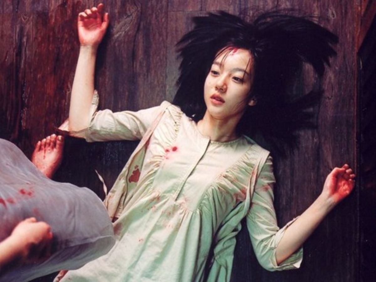 हॉरर फिल्म