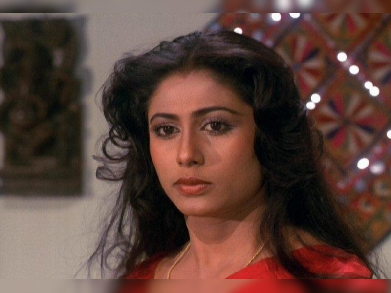 1985 Romance Drama Film Aakhir Kyon Actress Smita Patil shows Real face ...