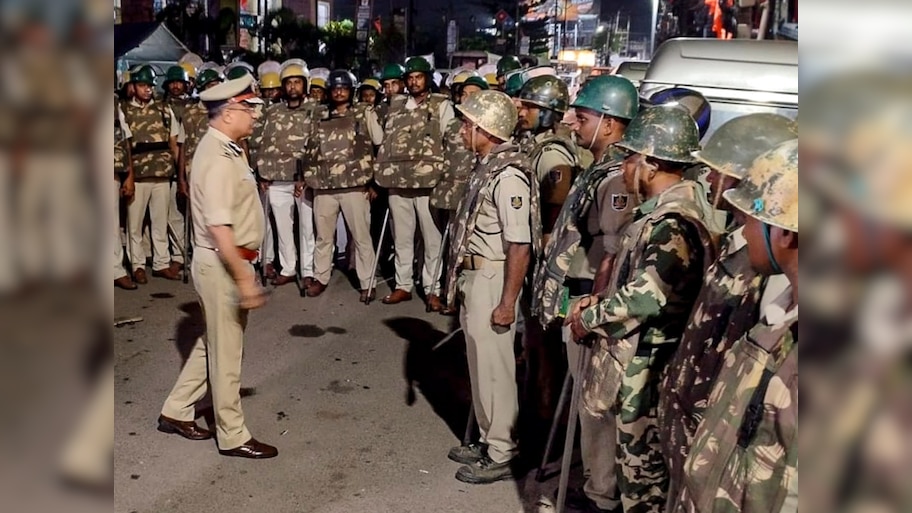 कटक हिंसा में पुलिस का ताबड़तोड़ एक्शन; आगजनी-पथराव में 8 VHP कार्यकर्ता गिरफ्तार