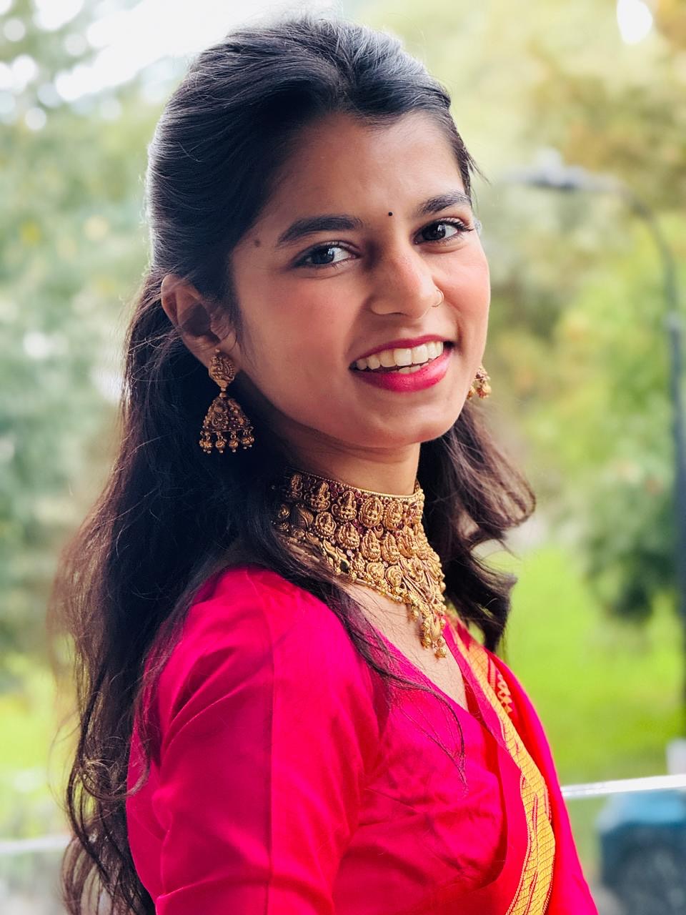 मुश्किलों में बीता बचपन