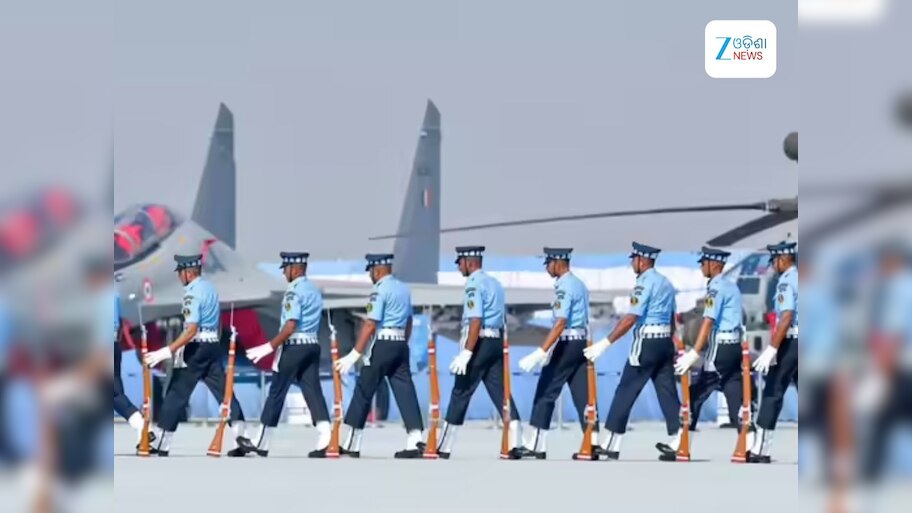 Indian Air Force Day: ଆଜି ହେଉଛି ଭାରତୀୟ ବାୟୁସେନା ଦିବସ, ଏଠାରେ ଜାଣନ୍ତୁ କେତେ ଶକ୍ତିଶାଳୀ ଆମ ସେନା