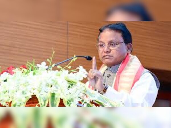 ପୁଲିସକୁ  ମୁଖ୍ୟମନ୍ତ୍ରୀଙ୍କ ତାଗିଦ:  ସମସ୍ତ ଅସାମାଜିକ ବ୍ୟକ୍ତି, ବିଶୃଙ୍ଖଳାକାରୀଙ୍କ ଉପରେ କଡ଼ା ନଜର ରଖିବାକୁ ନିର୍ଦ୍ଦେଶ