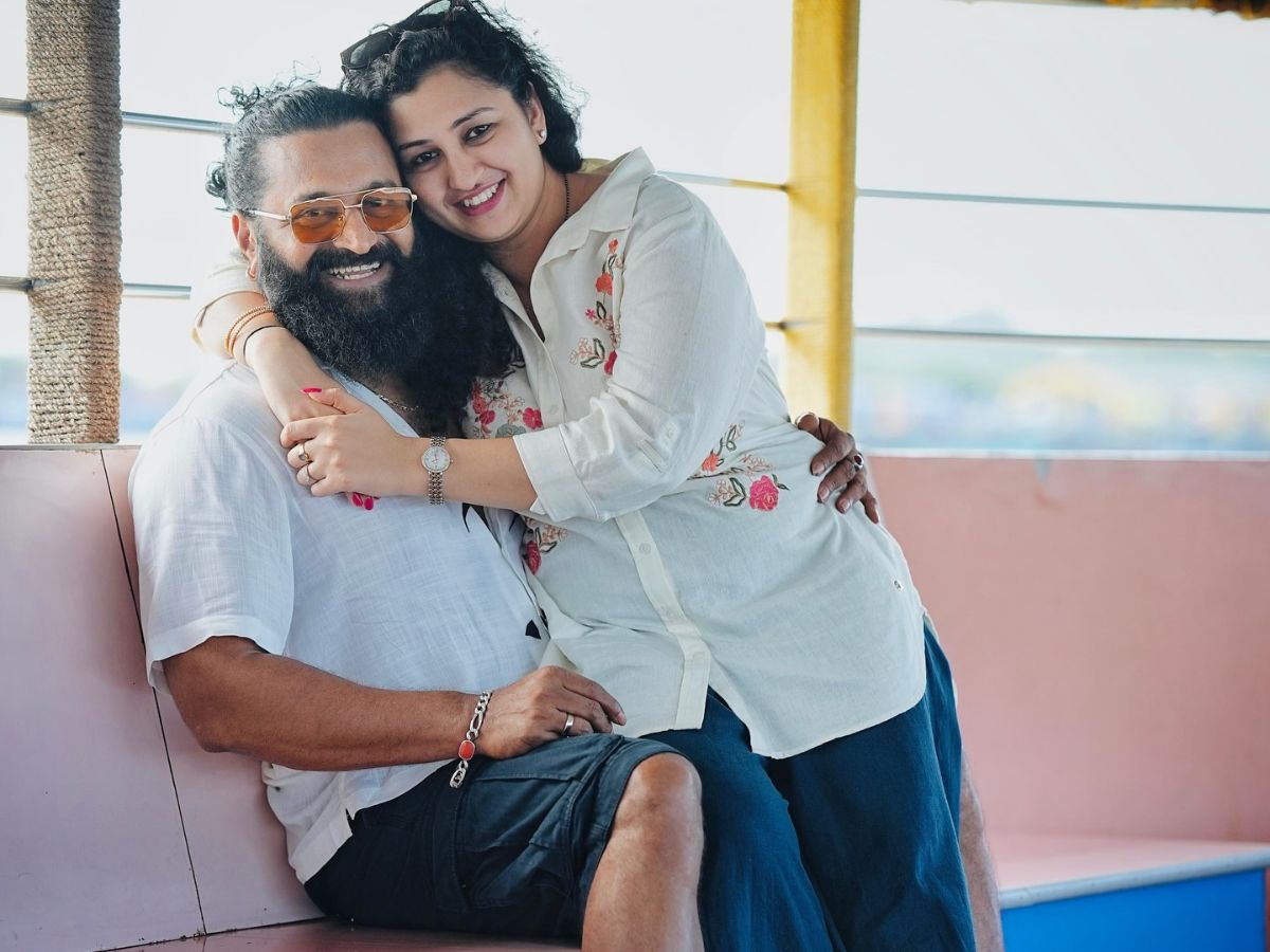 परिवार के साथ गांव में रहते हैं सुपरस्टार