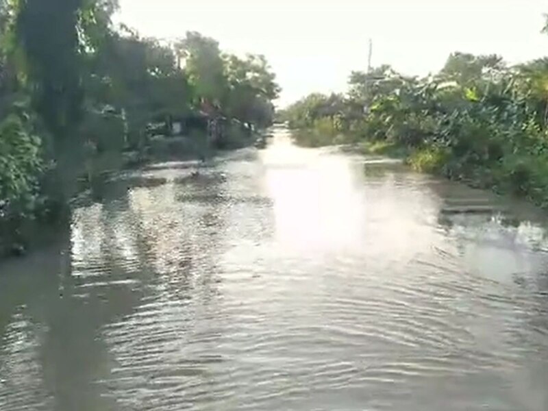 औराई–गायघाट मुख्य सड़क पर जलजमाव