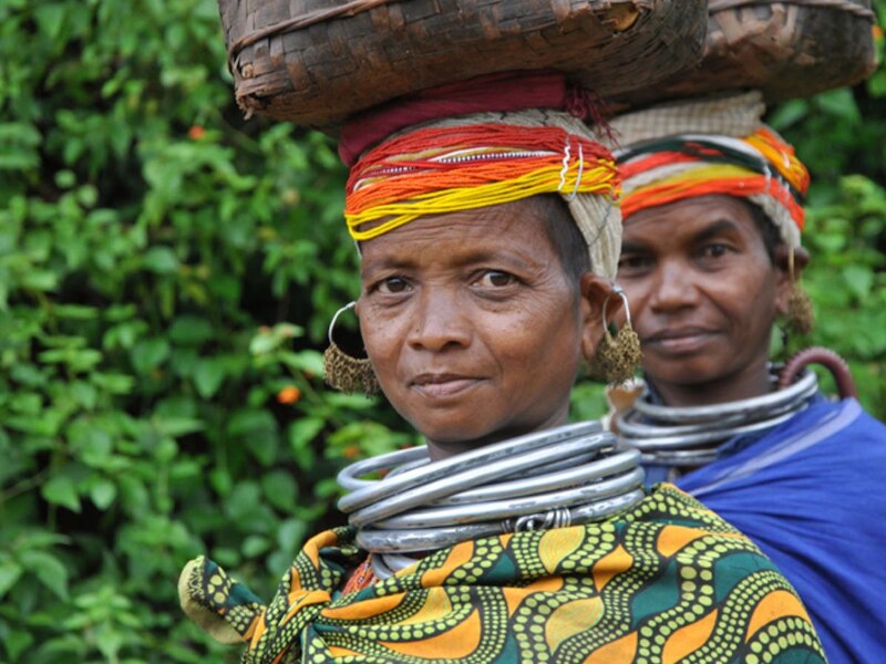 पारंपरिक वस्त्र और गहनों का महत्व?