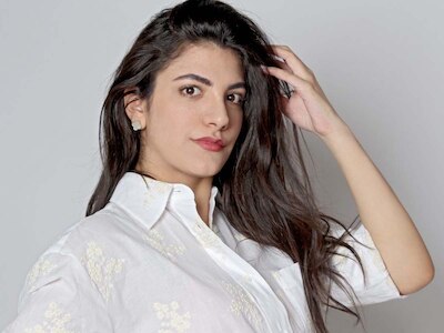 Who is Mariam Mohamed UAE first Miss Universe How she achieve this position in staunchly Islamic country Photos: कौन हैं UAE की पहली मिस यूनिवर्स बनने वाली मरियम मोहम्मद? जिसने कट्टर इस्लामी