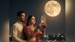 सुगाहिनों का इंतजार खत्म....नोएडा में दिखाई दिया करवाचौथ का चांद