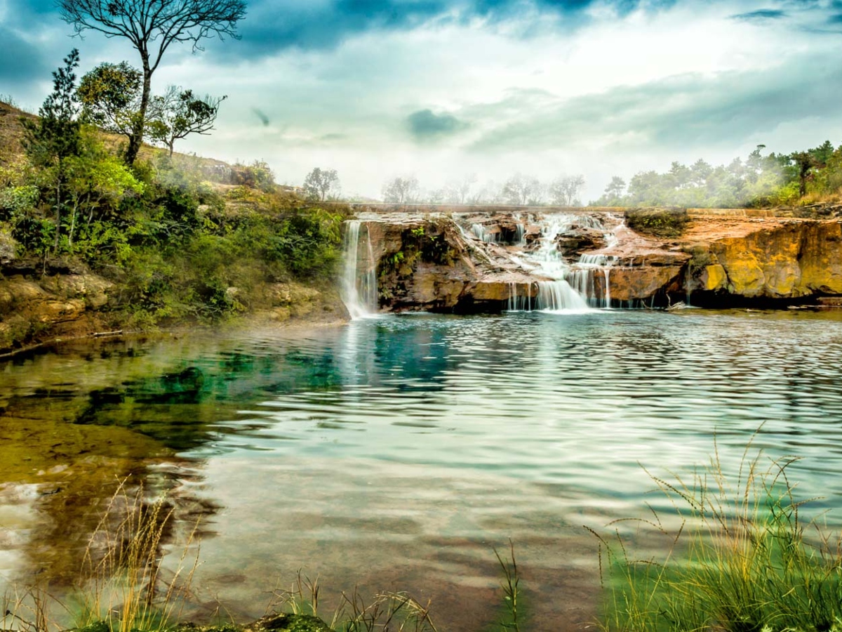तुरा हिल्स