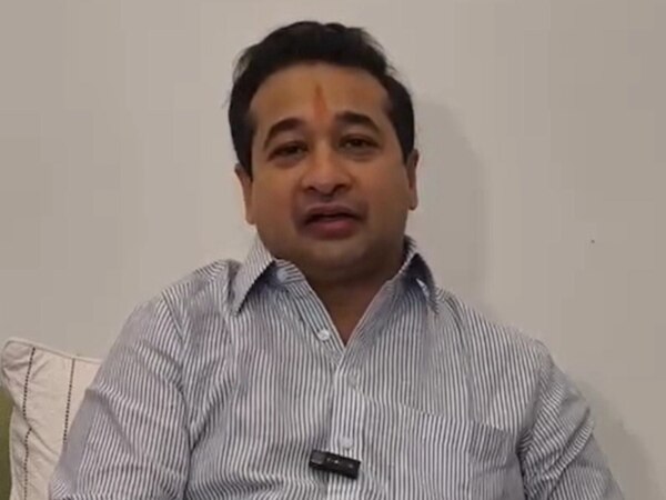 महाराष्ट्र सरकार में मंत्री नितेश राणे 