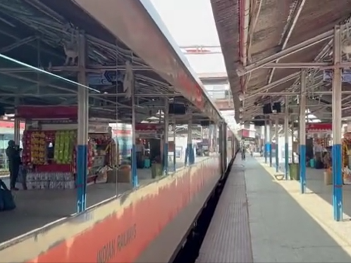 पटना से दिल्ली तक के लिए यात्रियों को सुविधा