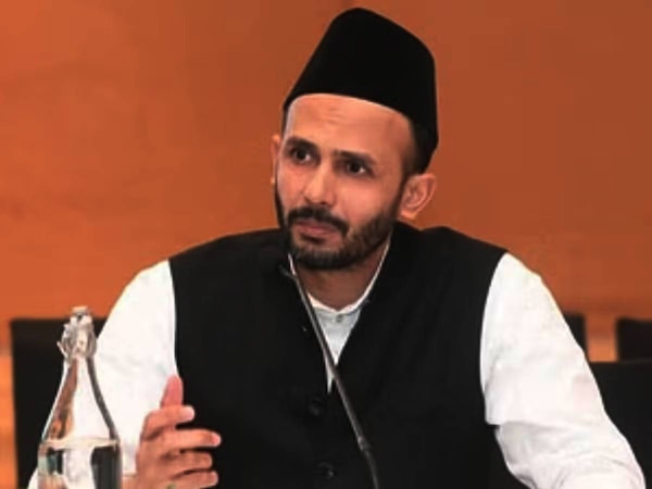 संभल में बुलडोजर कार्रवाई के अल्टीमेटम पर भड़के MP जिया उर रहमान, प्रशासन को दी नसीहत