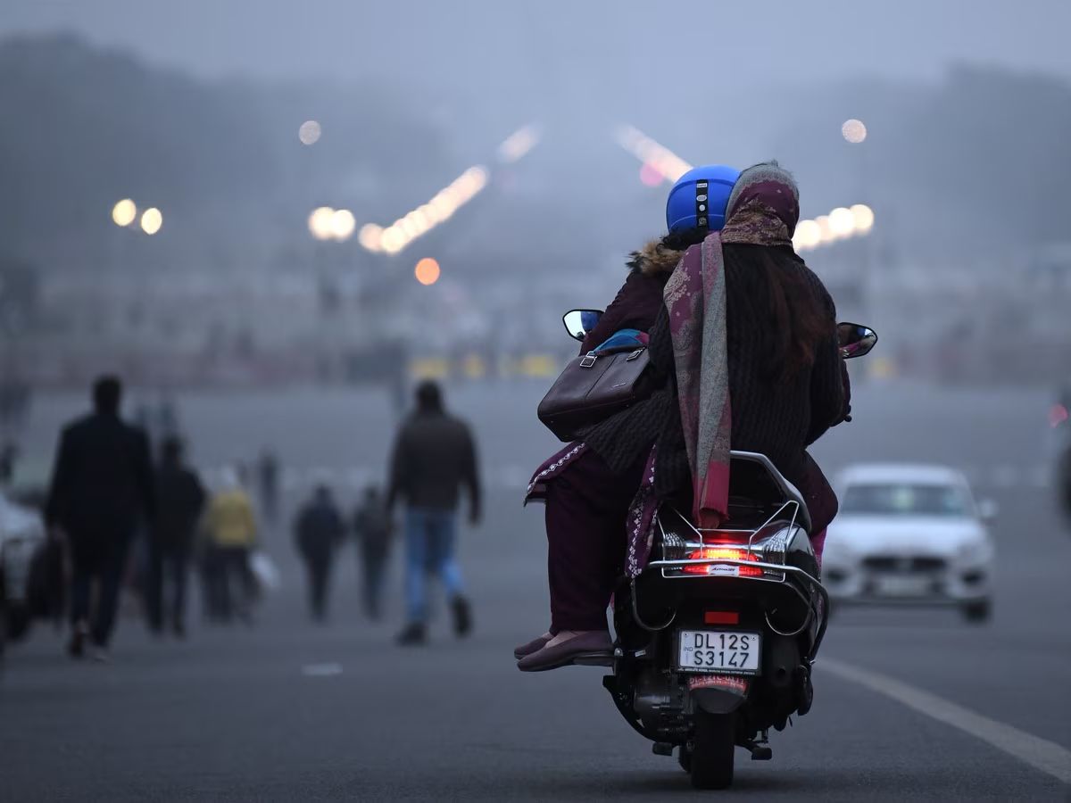 क्यों बदल रहा मौसम