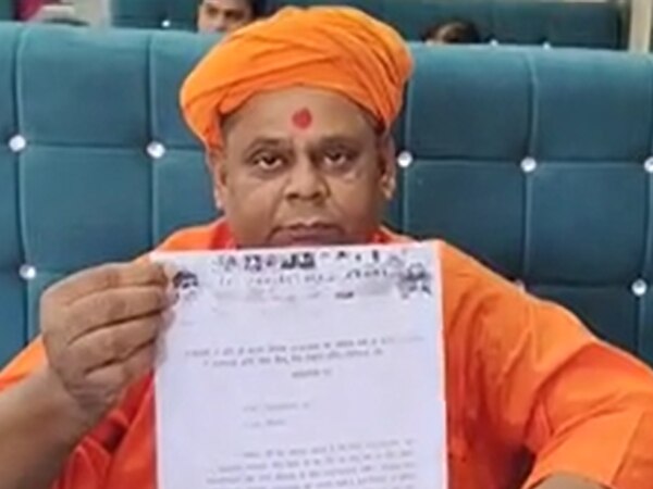 फर्जी क्लीनिक और अल्ट्रासाउंड के खिलाफ फूटा VHS के राष्ट्रीय सचिव का गुस्सा