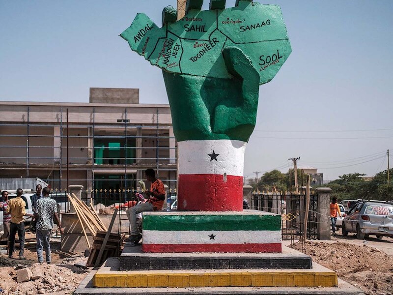 दुनिया की नजर, मगर मान्यता नहीं