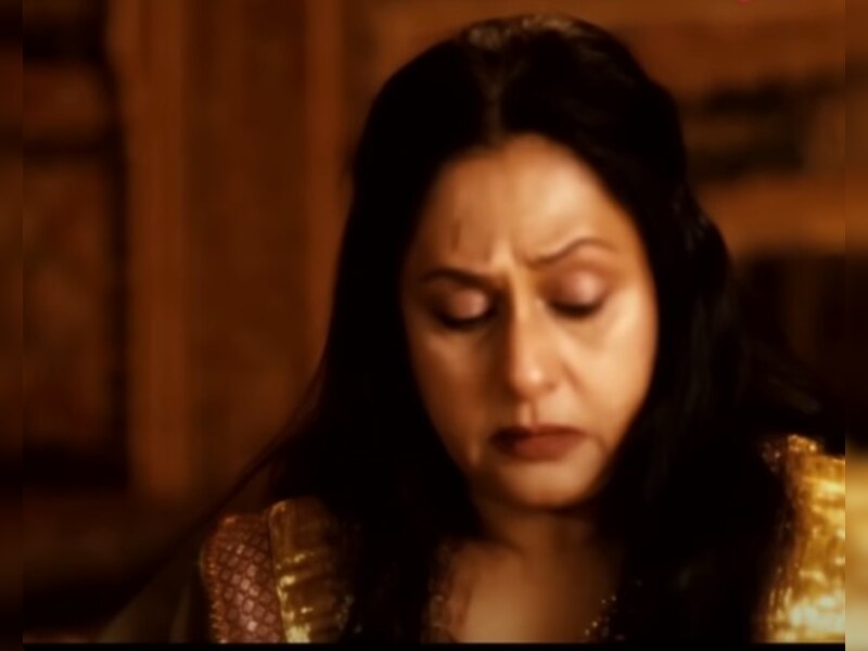 सितारों की फौज हुई फ्लॉप