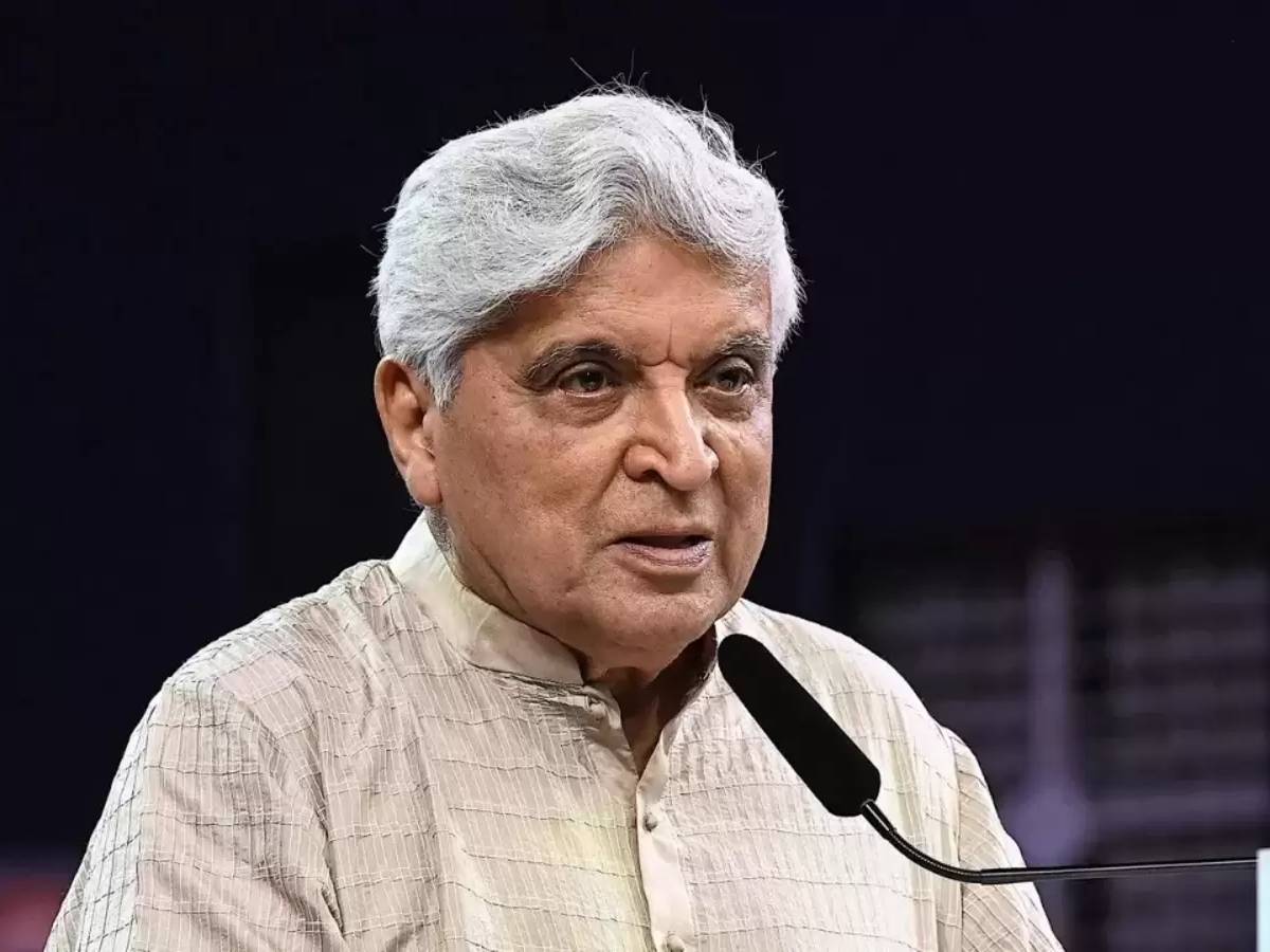 तालिबानी नेता के स्वागत पर भड़के जावेद अख्तर, दारुल-उलूम-देवबंद को दी नसीहत तालिबानी नेता के स्वागत पर भड़के जावेद अख्तर, दारुल-उलूम-देवबंद को दी नसीहत