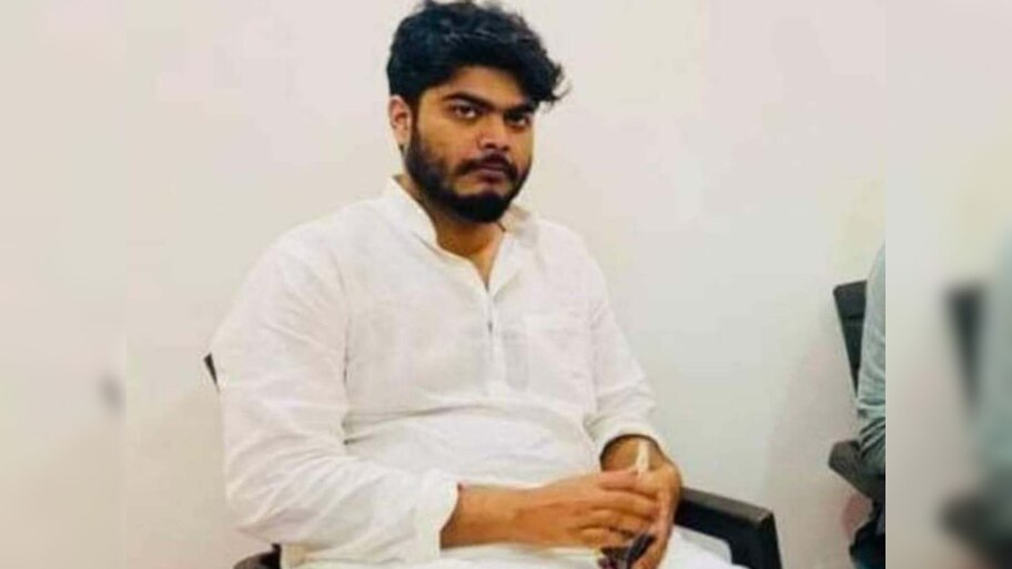 Lalu Yadav ने वादा किया पूरा, शहाबुद्दीन के बेटे को इस सीट से मिला टिकट