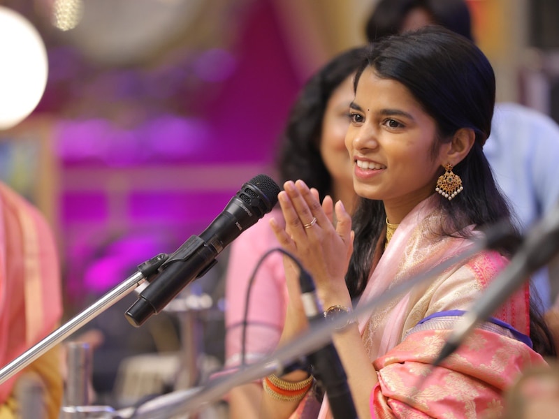 ‘जूनियर बिहार कोकिला’ के नाम से मशहूर