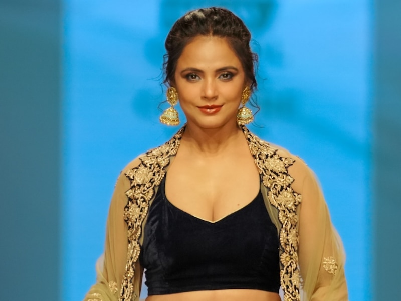 सोशल मीडिया पर नीतू की धाक