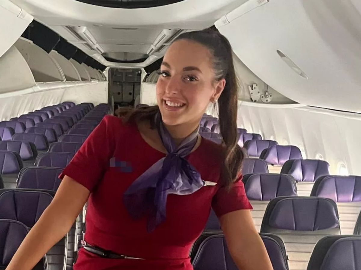 Woman Forced to Quit Flight Attendant Job due to her body shape | एयर ...