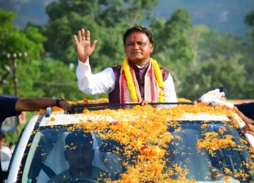 ଆଜିଠୁ ବିହାରରେ ପ୍ରଚାର କରିବେ ମୋହନ ମାଝି ଆଜିଠୁ ବିହାରରେ ପ୍ରଚାର କରିବେ ମୋହନ ମାଝି
