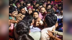 Delhi पुलिस और JNU छात्रों के बीच झड़प,28 स्टूडेंट्स डिटेन तो 6 पुलिसकर्मी घायल