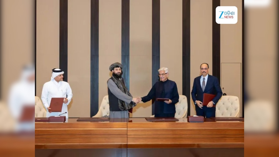 Afghanistan Pakistan Ceasefire:  ପାକିସ୍ତାନର ଏୟାର ଷ୍ଟ୍ରାଇକରେ ଆପଗାନିସ୍ତାନର ୩ କ୍ରିକେଟରଙ୍କ ମୃତ୍ୟୁ, ଯୁଦ୍ଧ ବିରତୀ ପାଇଁ ଉଭୟ ରାଷ୍ଟ୍ର ରାଜି