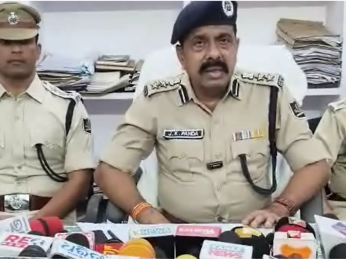Odisha News: ବନ୍ଧୁକ ତିଆରି କାରଖାନା ଠାବ,୨ ଗିରଫ Odisha News: ବନ୍ଧୁକ ତିଆରି କାରଖାନା ଠାବ,୨ ଗିରଫ
