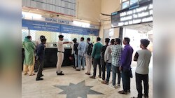 ନିୟମ ମାନିଲେ ଯାତ୍ରା ହେବ ନିରାପଦ: ପ୍ଲାଟଫର୍ମରେ ସଚେତନତା ଲାଗି ପୂର୍ବତଟ ରେଳପଥର ଉଦ୍ୟମ