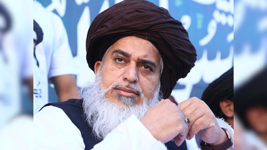 पाकिस्तान में फिर दिखी आतंक की दहशत! शहबाज सरकार ने आतंकी संगठन TLP पर लगाया बैन